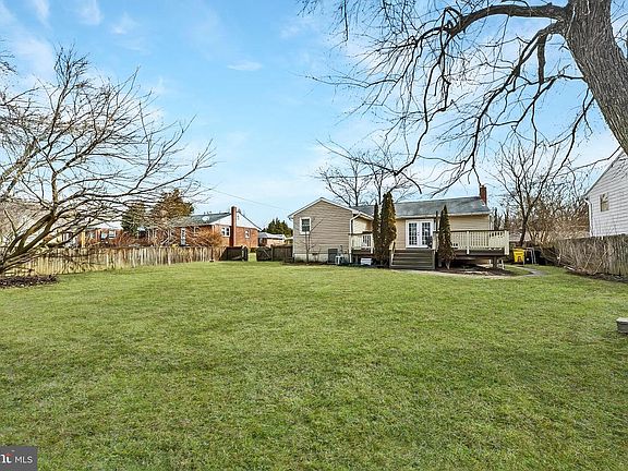 2nd image of 404 Homewood Rd