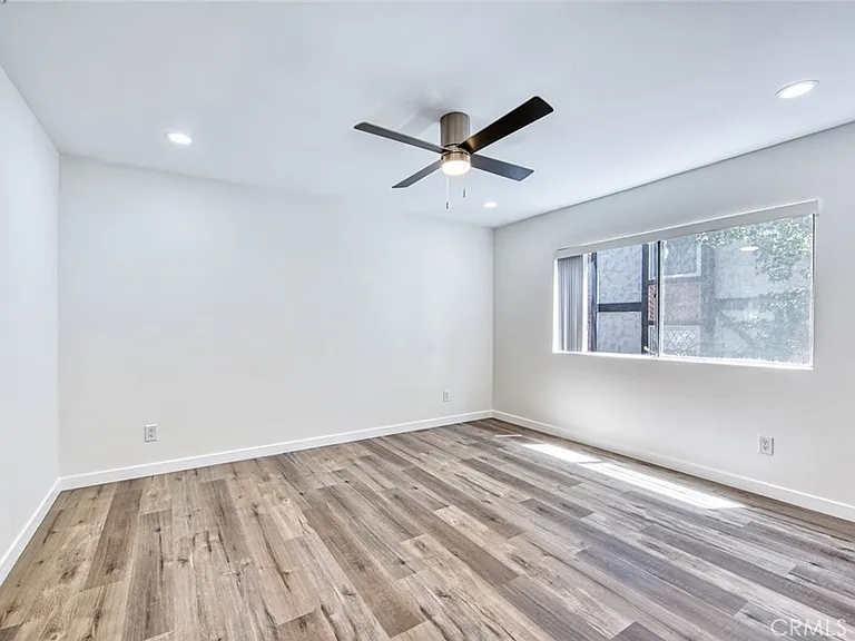 522 W Sierra Madre Blvd #B — Photo 16