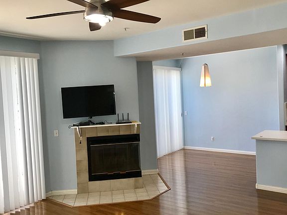 5th image of 13133 Le Parc Unit 1010