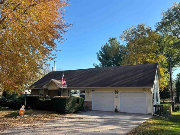 4311 Esch Ln, Madison, WI 53704