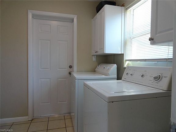 4th image of 8890 Cypress Lake Dr