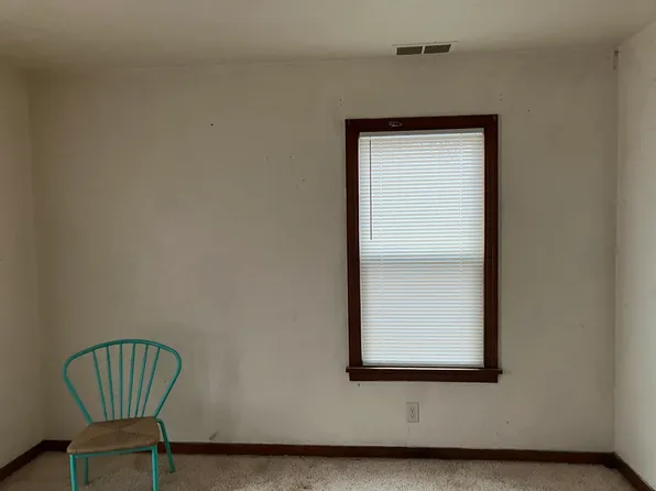 2176 Evanston Ave, Muskegon, MI 49442