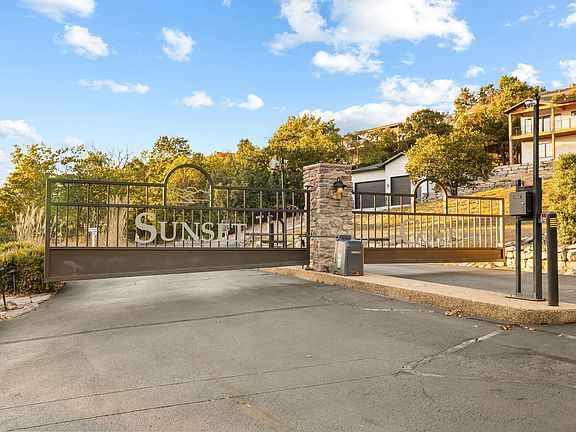 2nd image of 348 Sunset Cove Unit 421