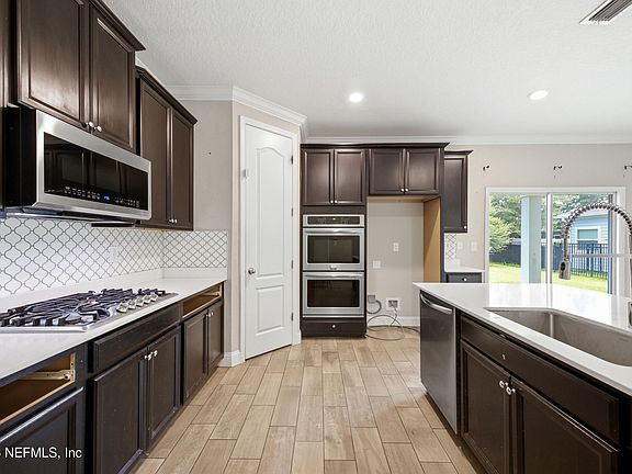 2nd image of 133 HOWELL Court