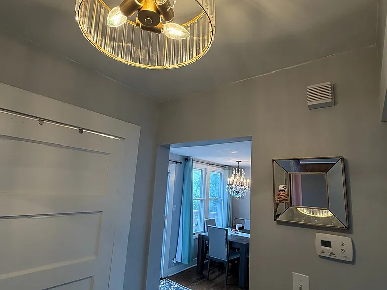 258 E Moody Ave — Photo 63