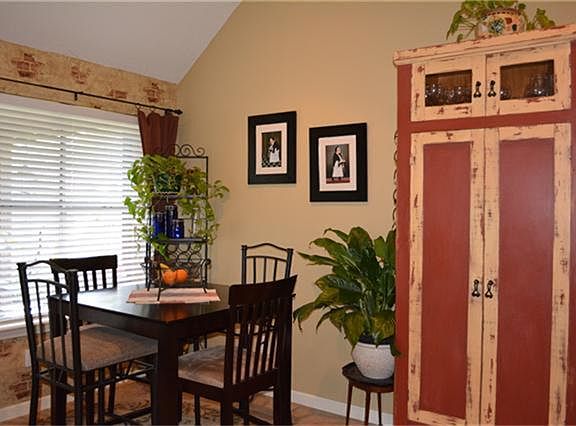 Breakfast Room