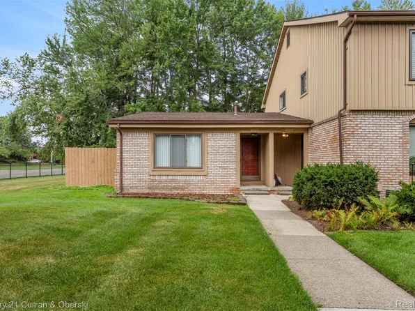 41523 Bedford Dr, Canton, MI 48187