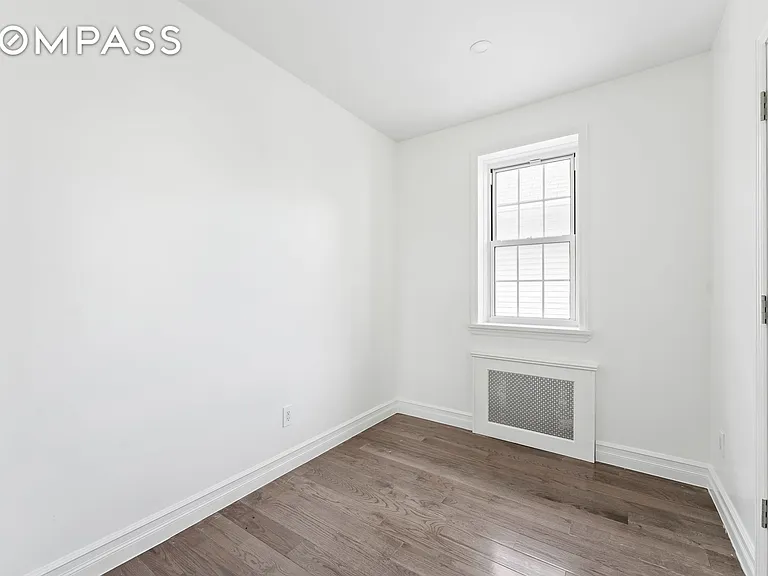 65 Bay 23rd St #2 — Photo 12