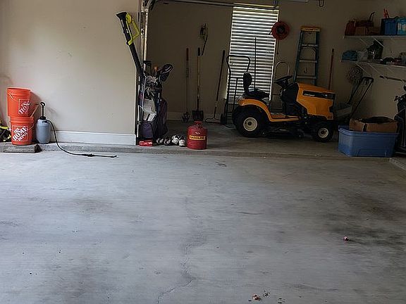 Dbl garage/golf cart added