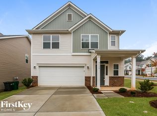 9132 Marion Oaks Dr, Charlotte, NC 28215