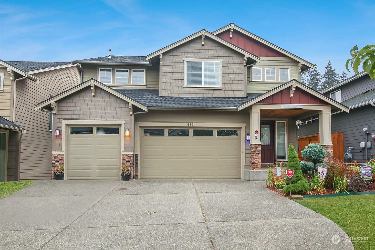 4834 Rosa Court SE photo 1