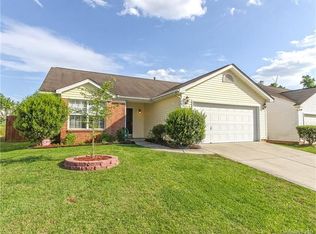 8615 Silver Falls Way, Charlotte, NC 28227