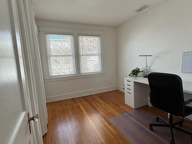 617 Georges Ln — Photo 12