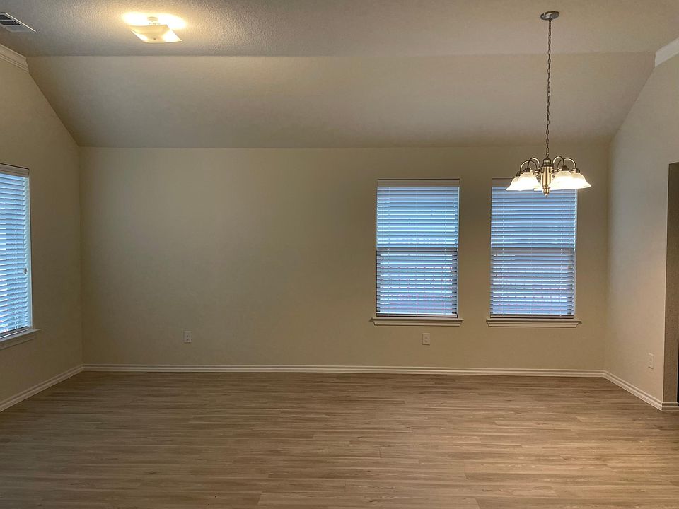 1st image of 1736 Tobin Dr