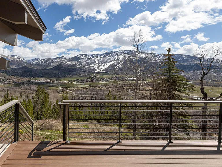 36857 Tree Haus Dr — Photo 37