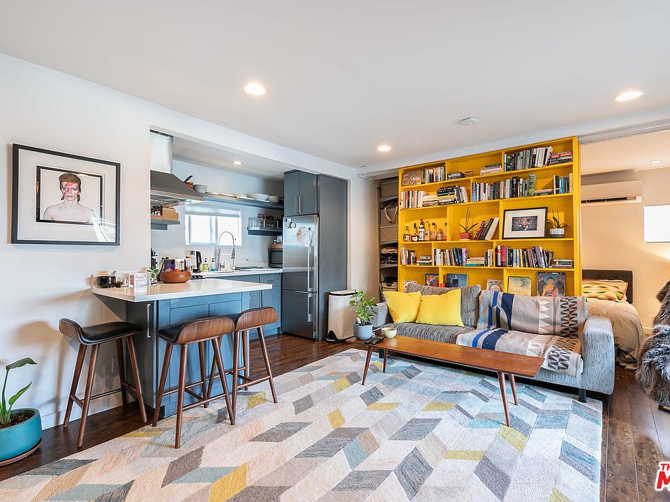 1st image of 6062 1/2 Delphi St #6062-1/2