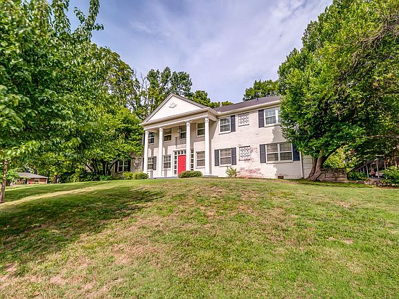 2nd image of 414 Bowling Ave
