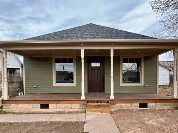 534 Big Horn St, Thermopolis, WY 82443