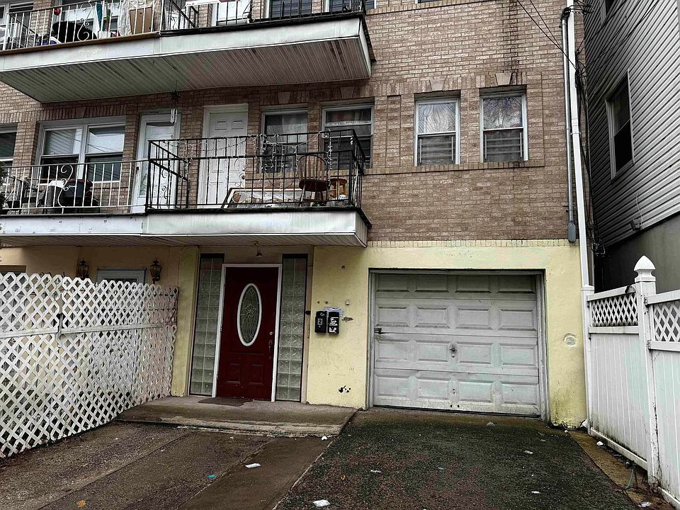 1st image of 20 Dales Ave #2