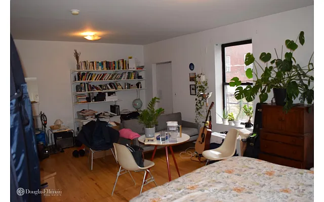 Rented by Douglas Elliman | media 6