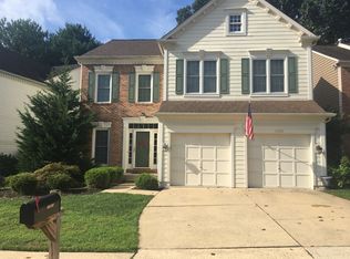 11915 Parkside Dr, Fairfax, VA 22033