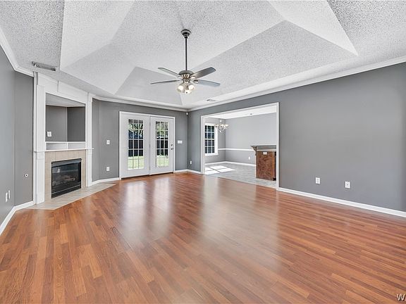 3rd image of 10131 Chandlers Xing