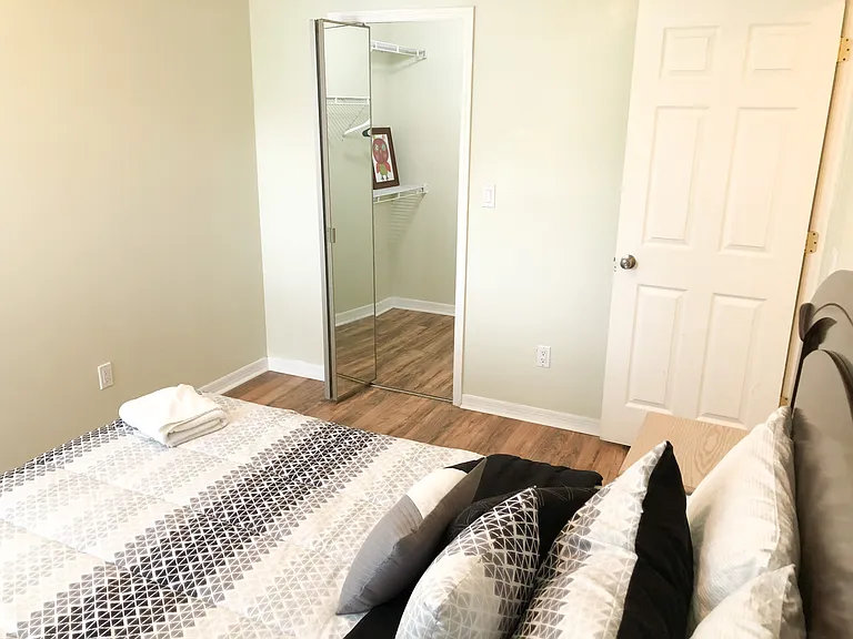 2723 N Poinciana Blvd — Photo 4