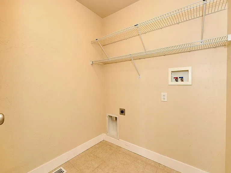 8962 S Valley Bend Ct — Photo 20