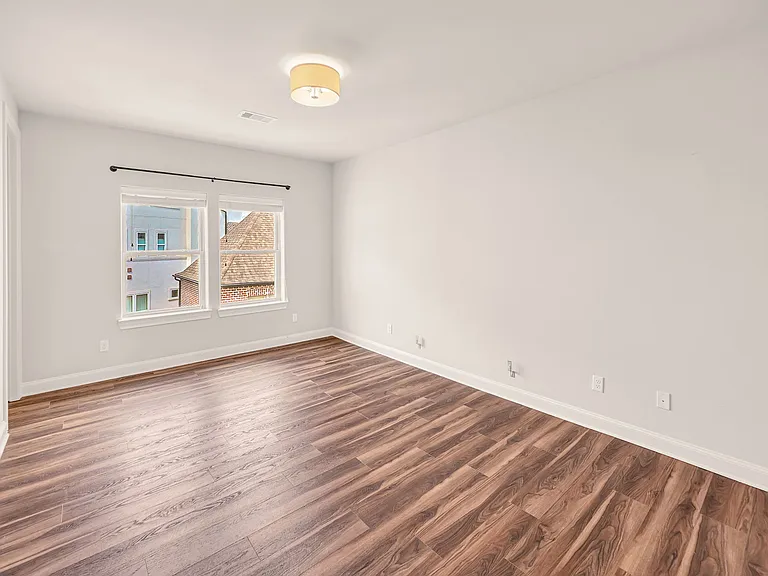9644 Knight Rd — Photo 14