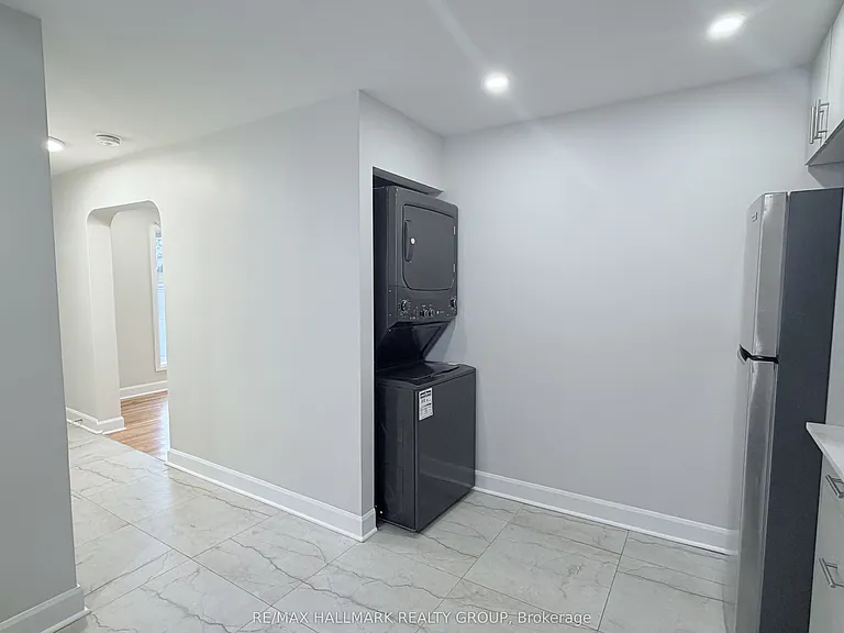 470 Pleasant Park Rd — Photo 4