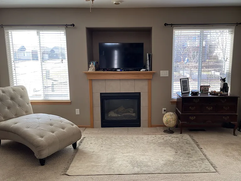 415 Washington Ave — Photo 6