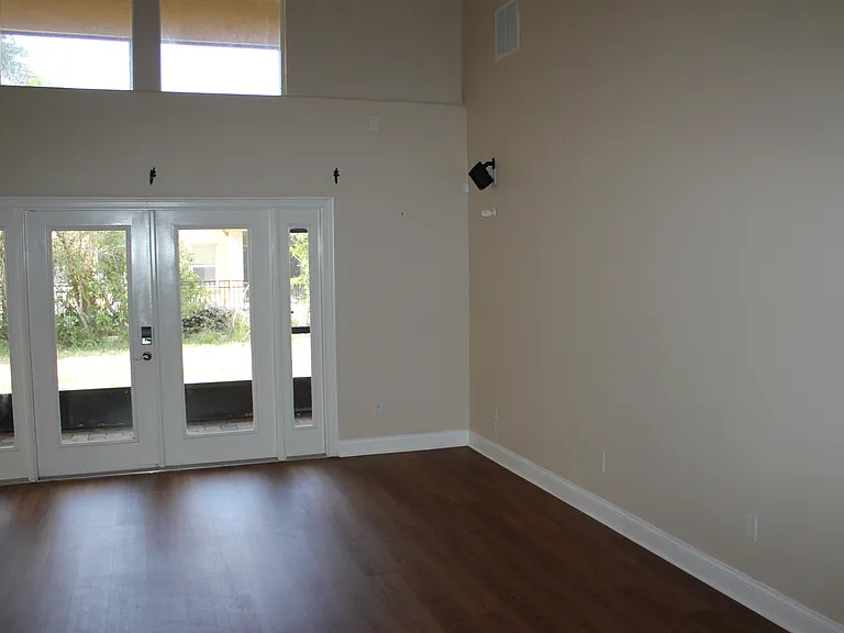 6833 Dolce St — Photo 9