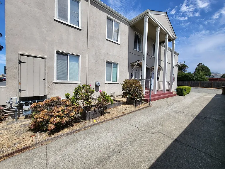 12744 San Pablo Ave #A-D — Photo 1