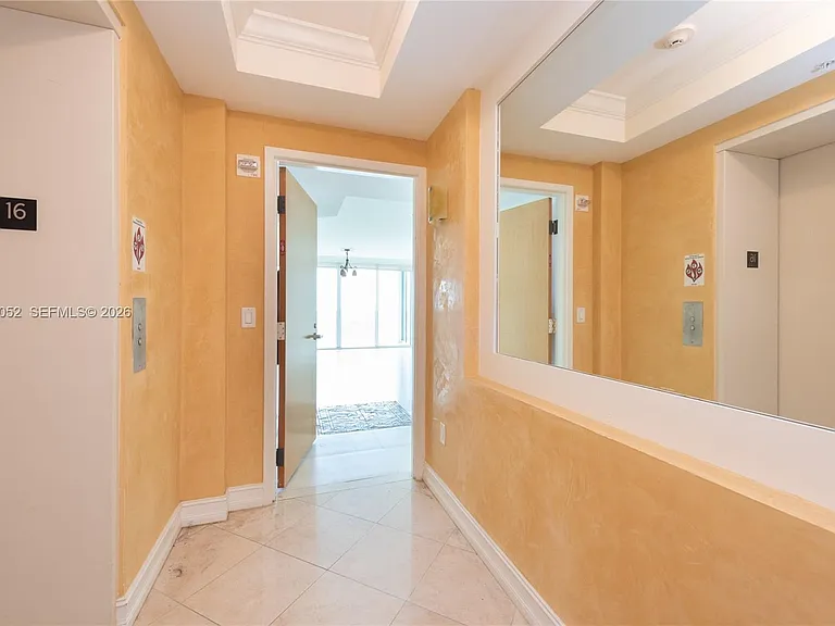 19400 Turnberry Way #1621 — Photo 23