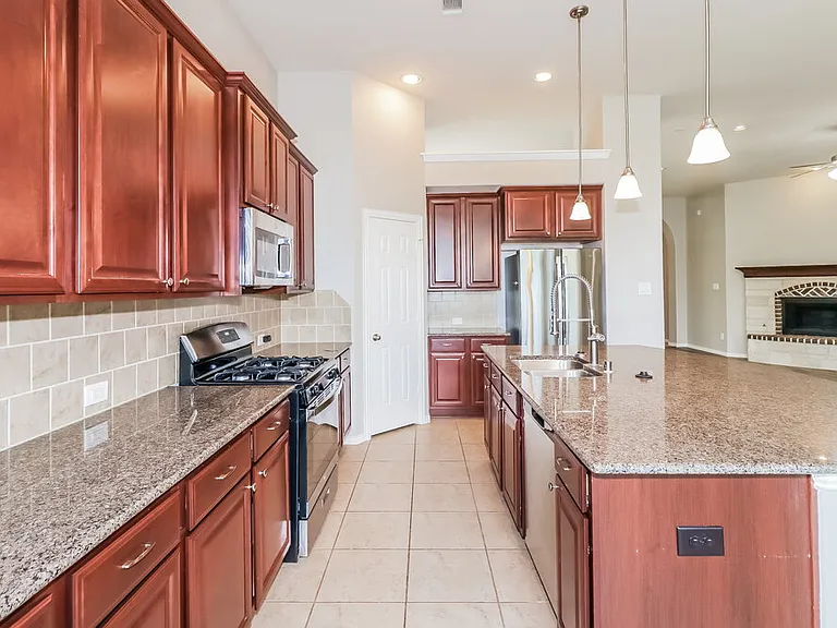 29023 Oldfield Ct — Photo 9