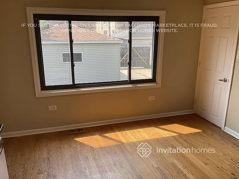 2418 N 75th Ct — Photo 5
