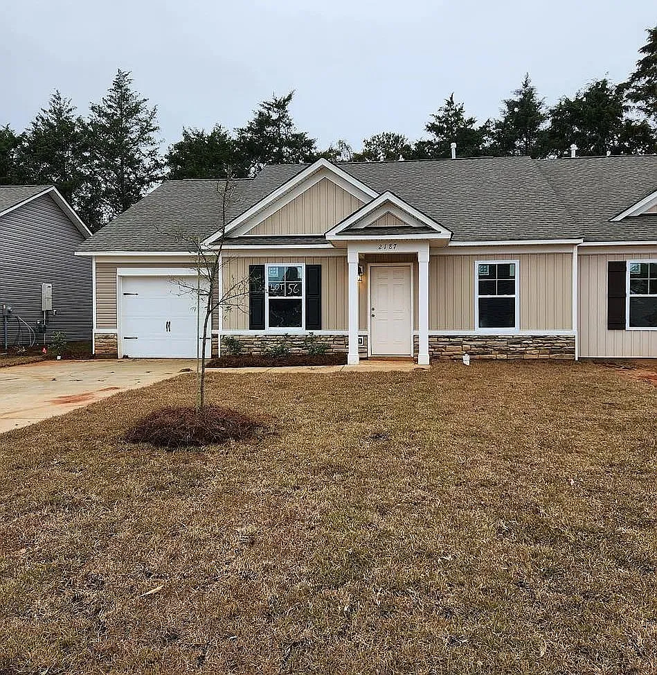 3 bed, 2.0 bath, 1289 sqft, $1,650 — Photo 1