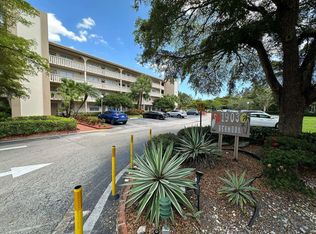 1903 Bermuda Cir APT E3, Pompano Beach, FL 33066