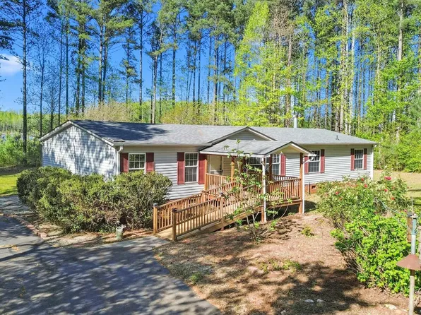 4500 Governor Hunt St, Efland, NC 27243