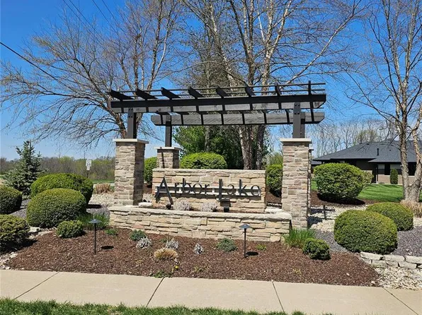 3711 Cabernet Ln, Edwardsville, IL 62025