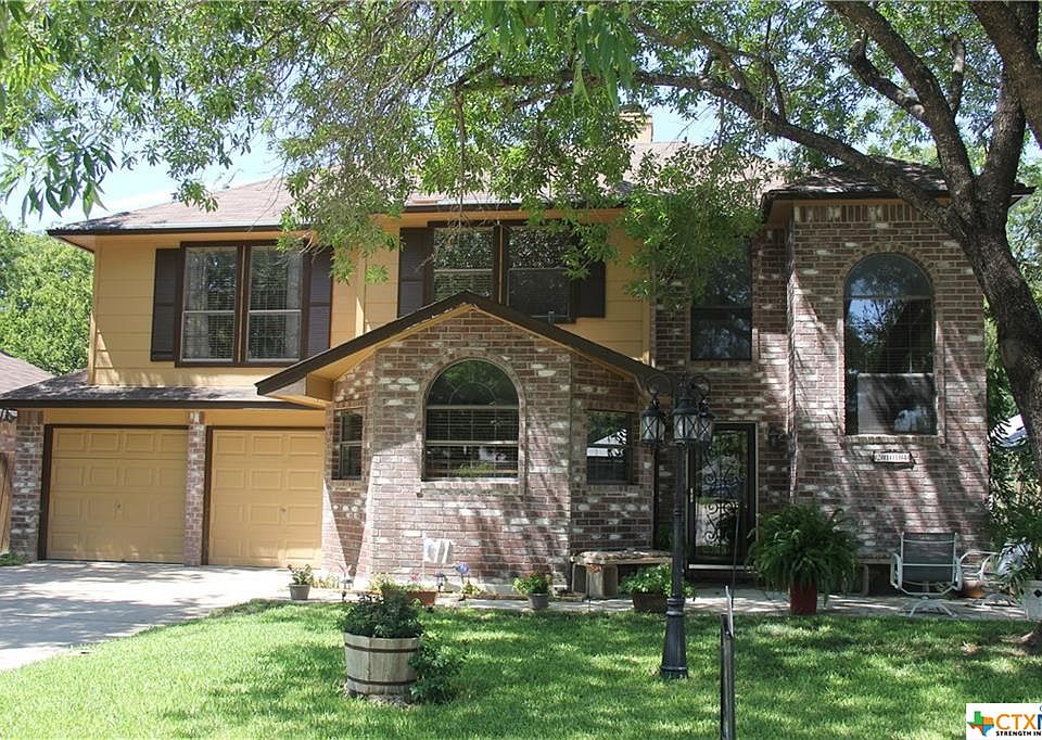 1st image of 2114 Rosemary Ln