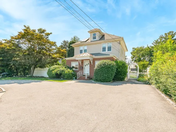 157 Berry Hill Road, Syosset, NY 11791