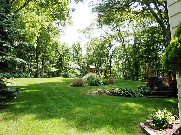 2nd image of 21 Cushing Dr