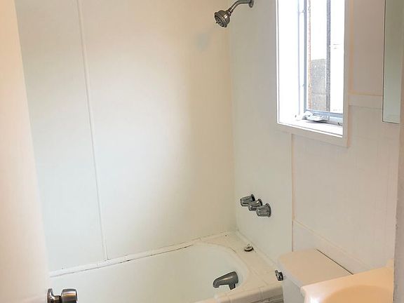4th image of 2111 Wightman St