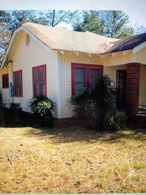 1st image of 502 Beaumont St