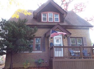 175 W Crawford Ave, Milwaukee, WI 53207