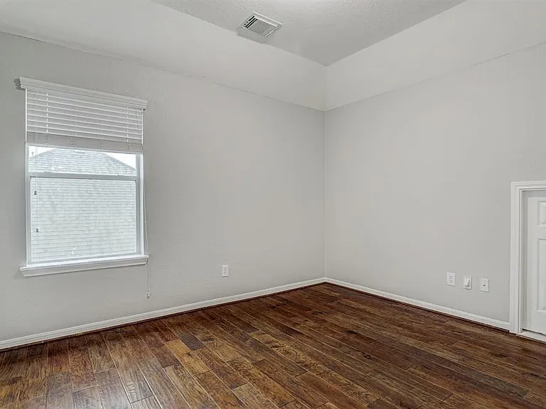 2626 Canyon Falls Dr — Photo 13
