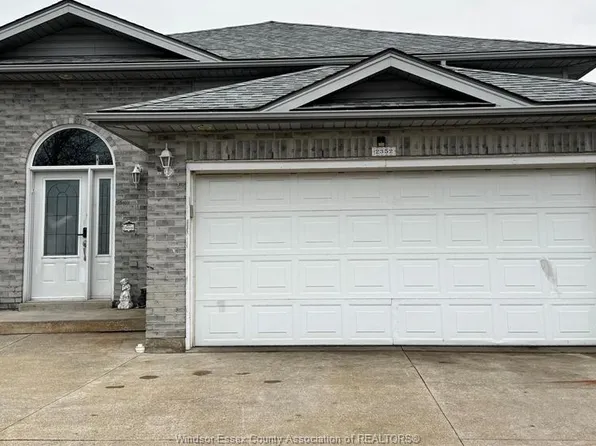 2352 Trappers Ave, Windsor, ON N8P 1N4
