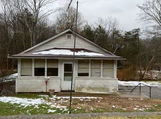 922 Fairview Lake Rd #R, Newton, NJ 07860