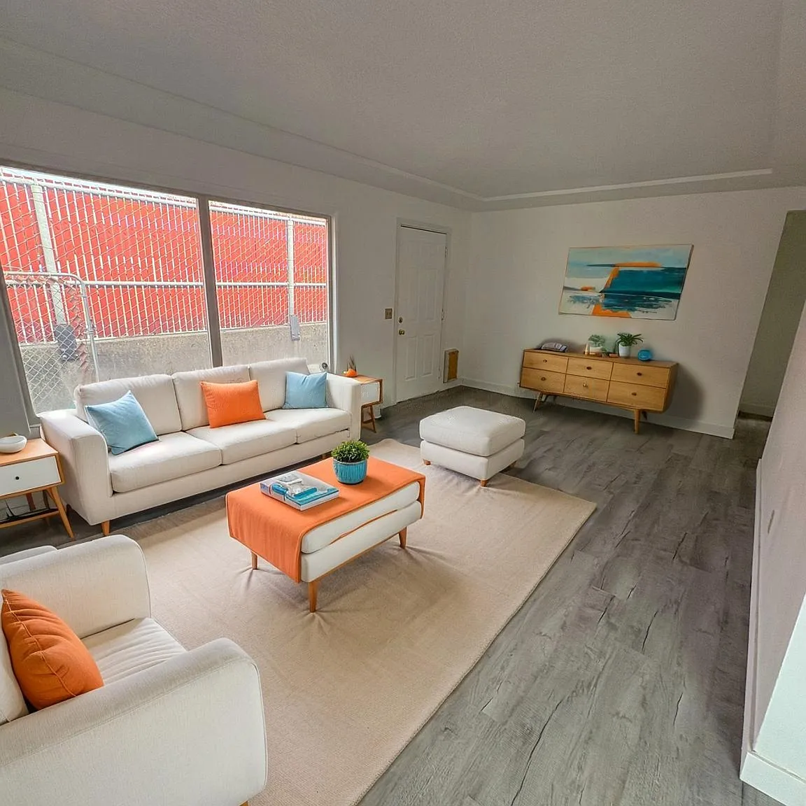 2 bed, 800 sqft, $1,595 — Photo 1
